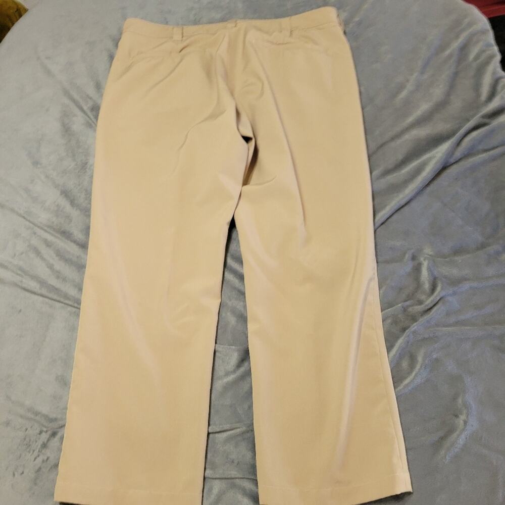 Bluffworks Gramercy Pants Mens 37x28 Tan Tailored Fit Athletic Comfort Stretch